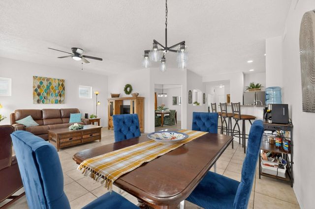 2417 Istle Road NE, Rio Rancho, NM 87124