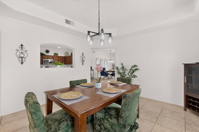 2417 Istle Road NE, Rio Rancho, NM 87124