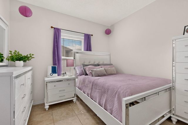 2417 Istle Road NE, Rio Rancho, NM 87124