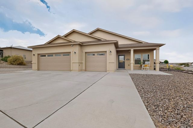 2417 Istle Road NE, Rio Rancho, NM 87124