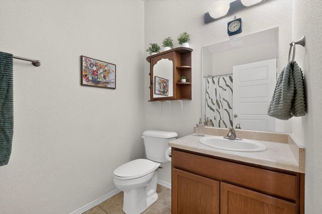 2417 Istle Road NE, Rio Rancho, NM 87124