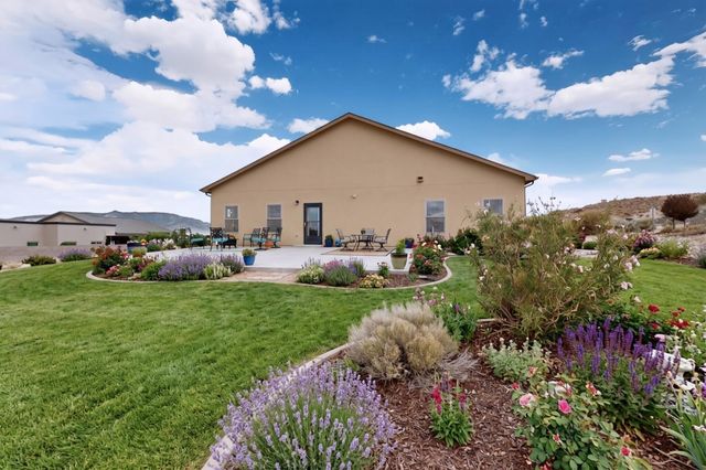 2417 Istle Road NE, Rio Rancho, NM 87124
