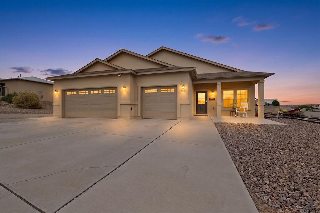 2417 Istle Road NE, Rio Rancho, NM 87124