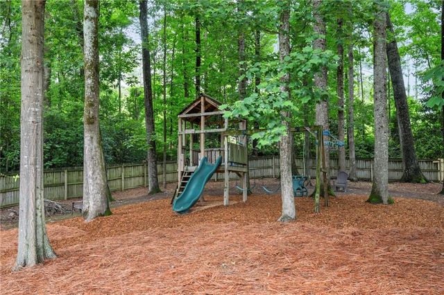 3144 Caldwell Road NE, Brookhaven, GA 30319