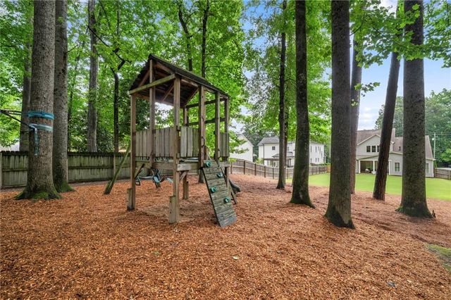3144 Caldwell Road NE, Brookhaven, GA 30319