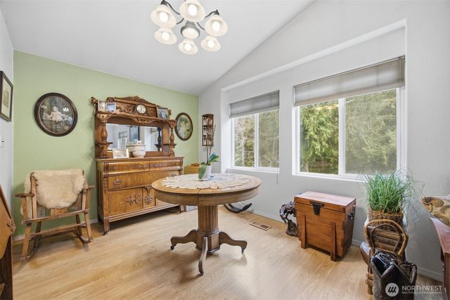 1904 Yew Street Road, Bellingham, WA 98229