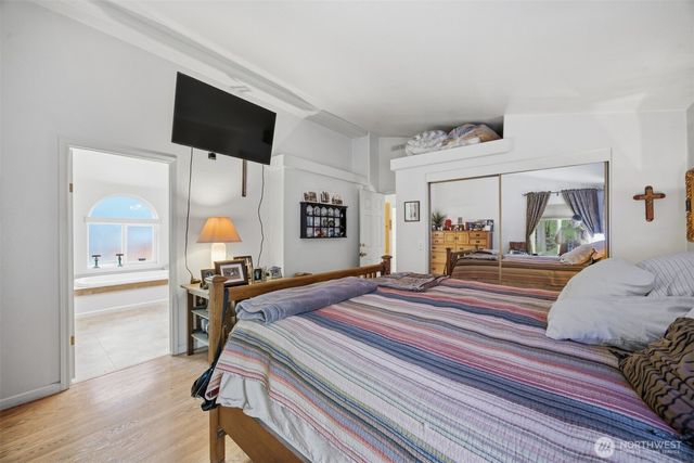 1904 Yew Street Road, Bellingham, WA 98229