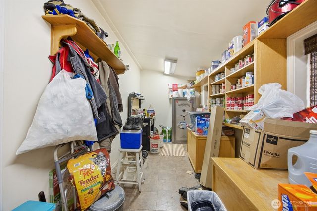 1904 Yew Street Road, Bellingham, WA 98229