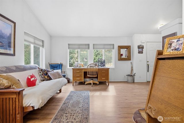 1904 Yew Street Road, Bellingham, WA 98229