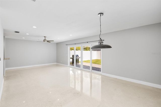 505 W ALVA STREET, Tampa, FL 33603