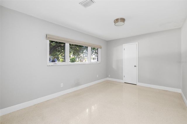 505 W ALVA STREET, Tampa, FL 33603