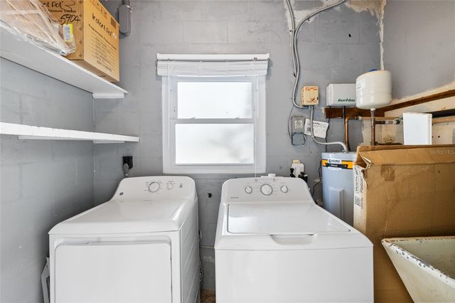 505 W ALVA STREET, Tampa, FL 33603