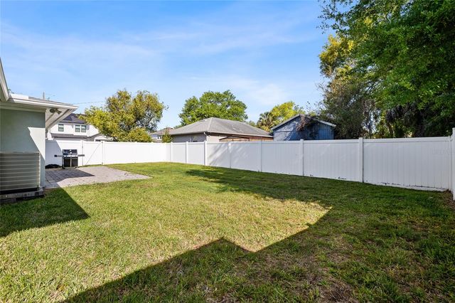 505 W ALVA STREET, Tampa, FL 33603