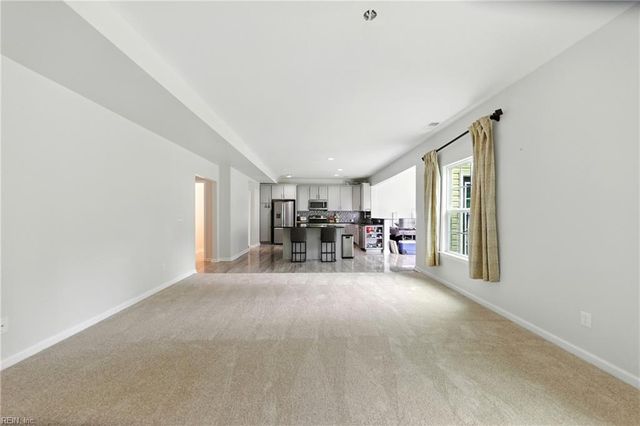 7 Mary Ann DR, Hampton, VA 23666