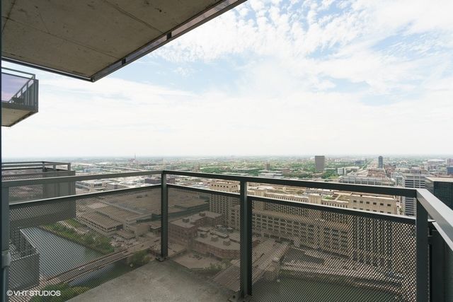 235 W Van Buren Avenue 3913, Chicago, IL 60607
