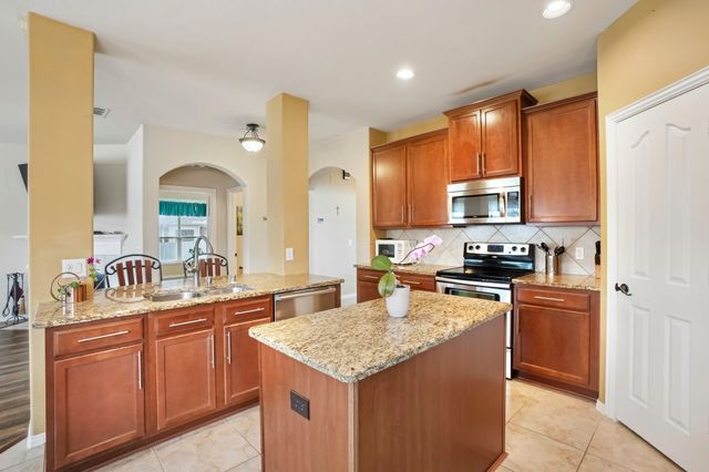 1214 Concho Trail, Mansfield, TX 76063