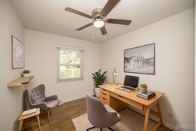 809 Lindell Drive, Ballwin, MO 63011