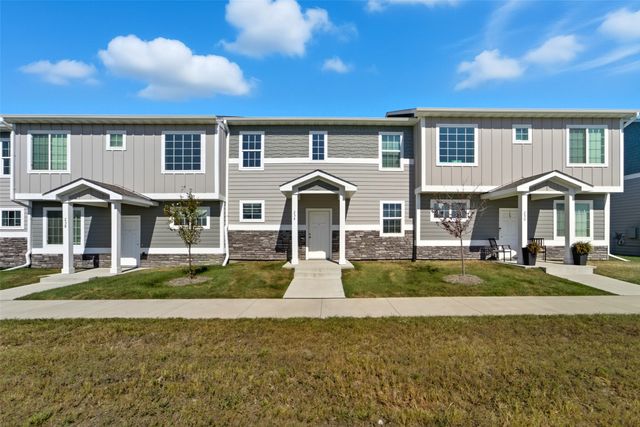 234 NW Common Place, Waukee, IA 50263