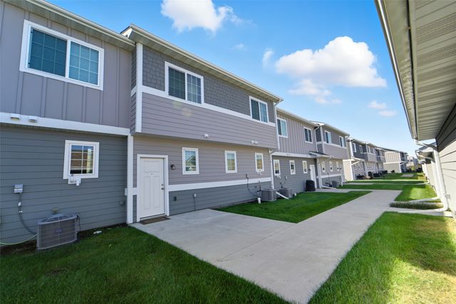 234 NW Common Place, Waukee, IA 50263