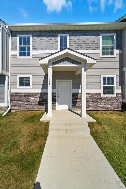 234 NW Common Place, Waukee, IA 50263