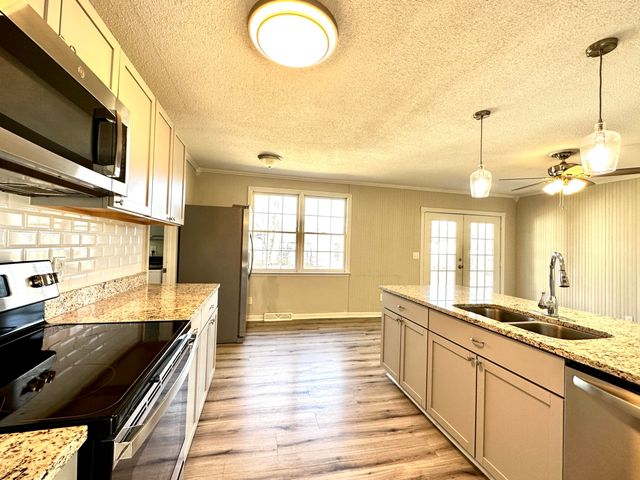 6 Duck Pond Court, Goose Creek, SC 29445