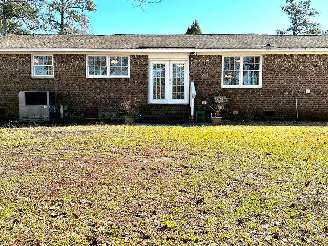 6 Duck Pond Court, Goose Creek, SC 29445