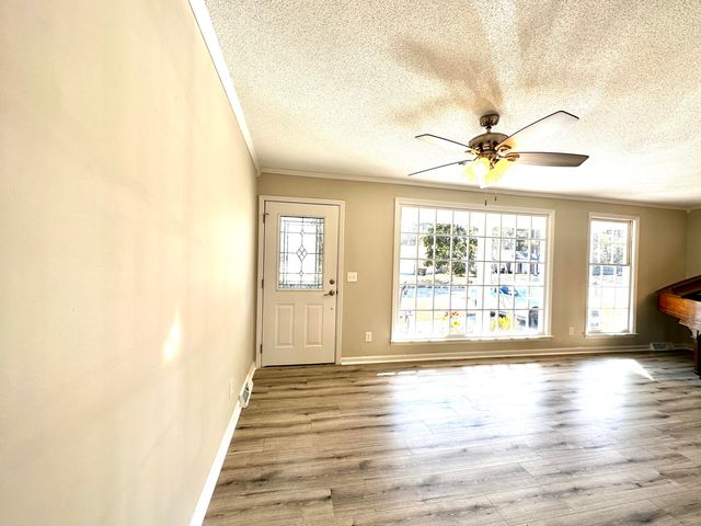 6 Duck Pond Court, Goose Creek, SC 29445