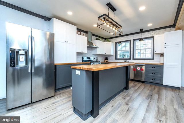 202 GUILFORD AVE, Westmont, NJ 08108