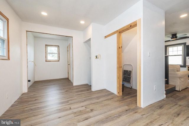 202 GUILFORD AVE, Westmont, NJ 08108