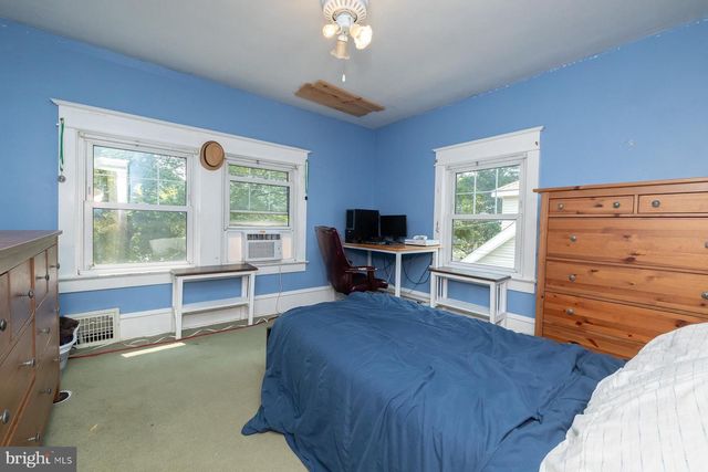 202 GUILFORD AVE, Westmont, NJ 08108