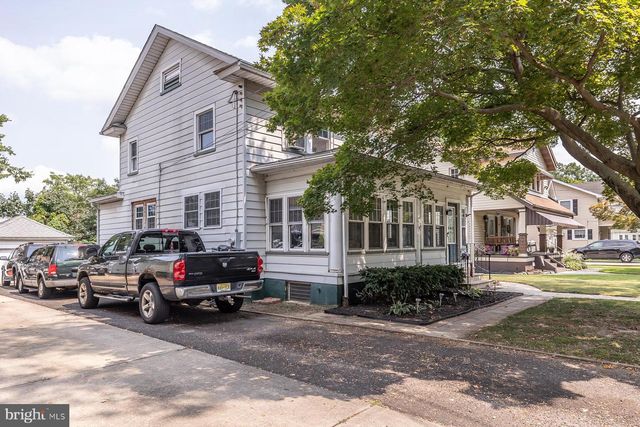 202 GUILFORD AVE, Westmont, NJ 08108