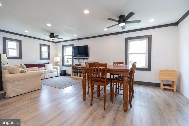 202 GUILFORD AVE, Westmont, NJ 08108