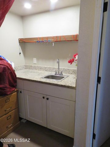 6109 E 32nd Street, Tucson, AZ 85711