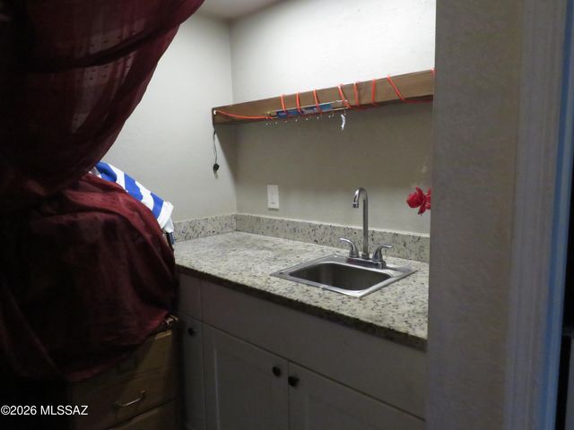 6109 E 32nd Street, Tucson, AZ 85711