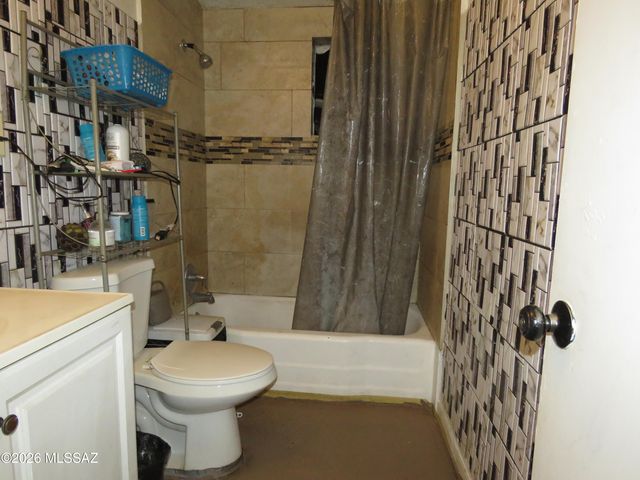 6109 E 32nd Street, Tucson, AZ 85711