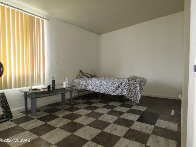 6109 E 32nd Street, Tucson, AZ 85711