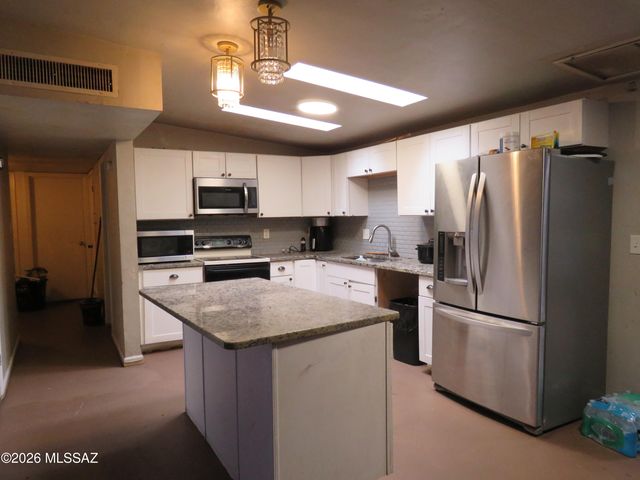 6109 E 32nd Street, Tucson, AZ 85711