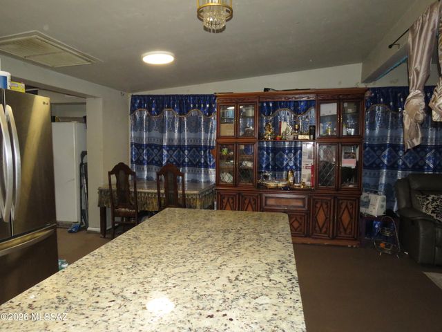 6109 E 32nd Street, Tucson, AZ 85711