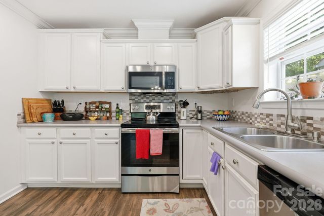 253 Brooklyn Lane, Asheville, NC 28803