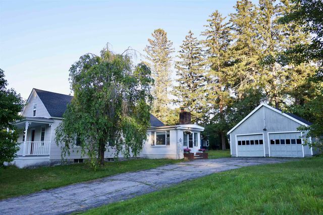 15 Warren Avenue, Goffstown, NH 03045
