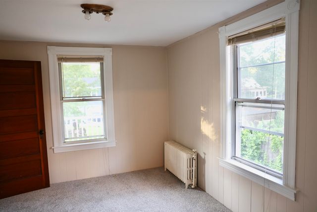 15 Warren Avenue, Goffstown, NH 03045