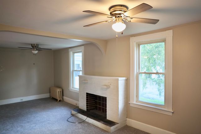 15 Warren Avenue, Goffstown, NH 03045