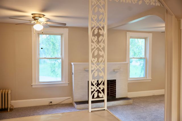 15 Warren Avenue, Goffstown, NH 03045