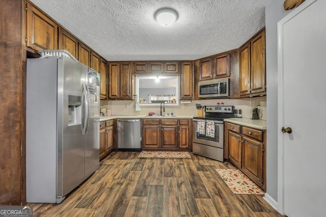 105 Overlook Drive, Mcdonough, GA 30252