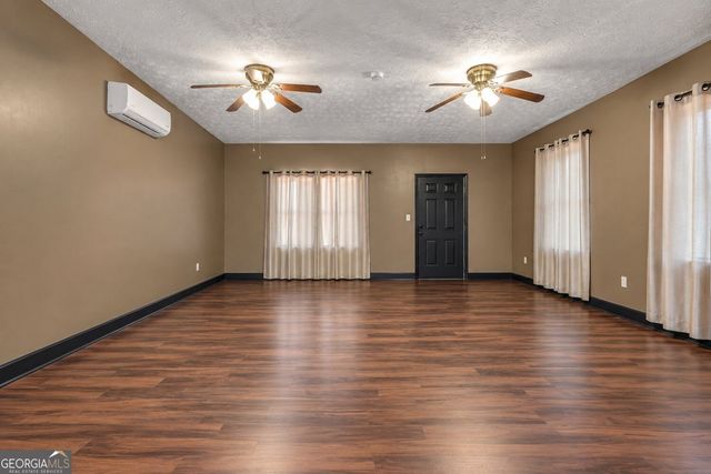 105 Overlook Drive, Mcdonough, GA 30252