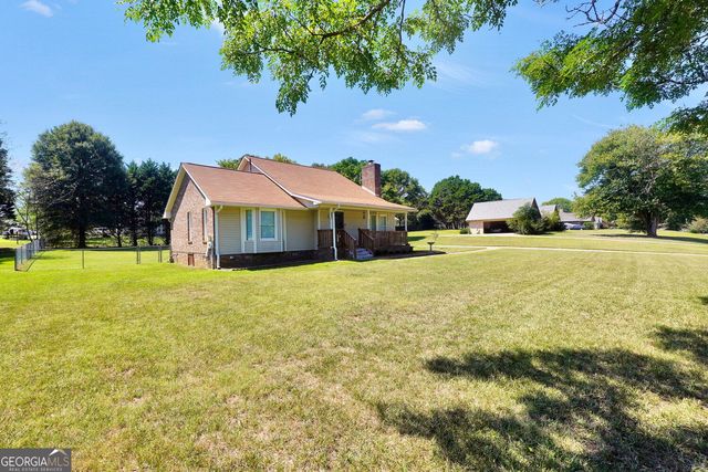 105 Overlook Drive, Mcdonough, GA 30252