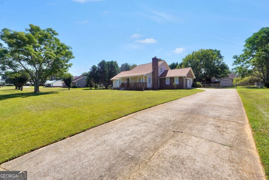 105 Overlook Drive, Mcdonough, GA 30252 — photo 2