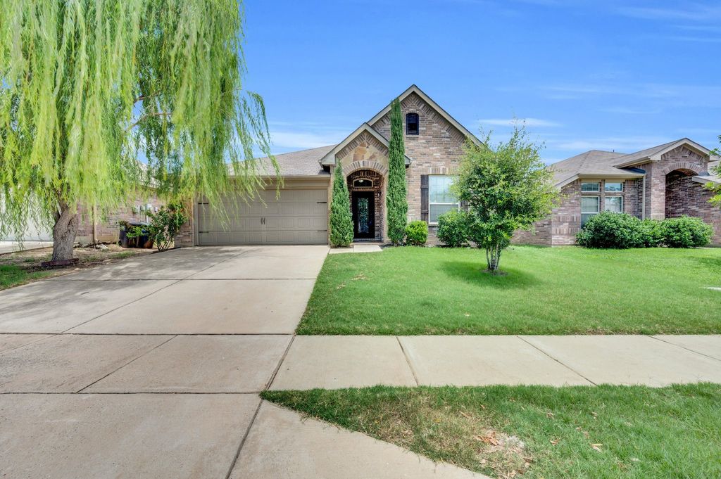 2804 Stonewall Lane, Fort Worth, TX 76123