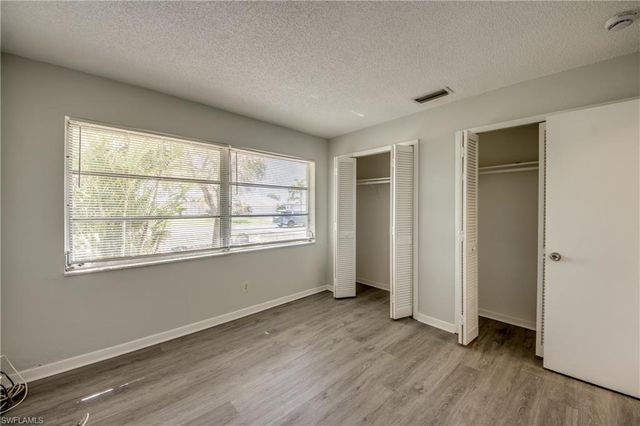 703 SE 33rd ST, Cape Coral, FL 33904