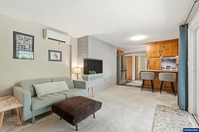 2530 Sharon Wy, Eugene, OR 97401